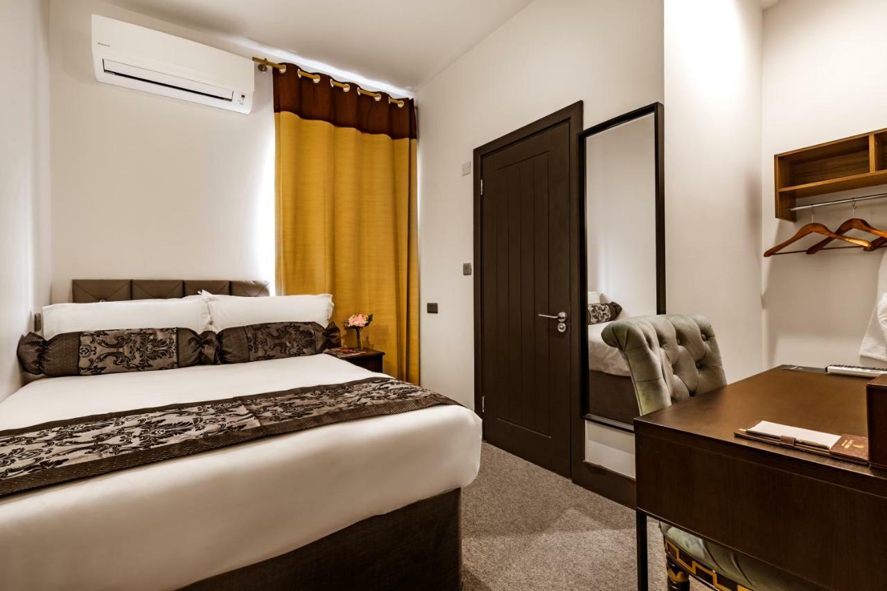 แกรนด์ แซฟไฟร์ โฮเทล แอนด์ แบนเคว็ตติง Hotel ครอยดอน ภายนอก รูปภาพ