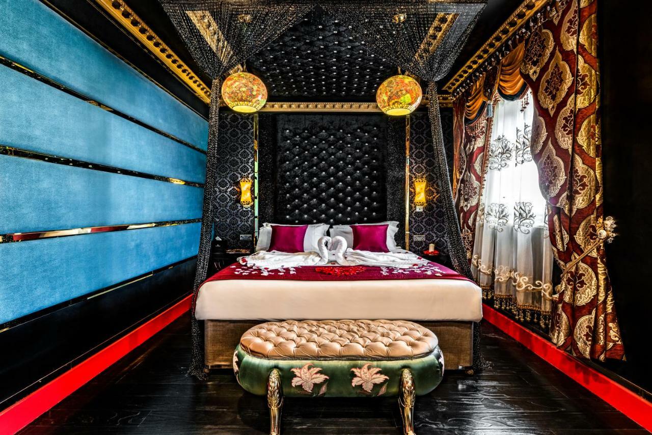 แกรนด์ แซฟไฟร์ โฮเทล แอนด์ แบนเคว็ตติง Hotel ครอยดอน ภายนอก รูปภาพ